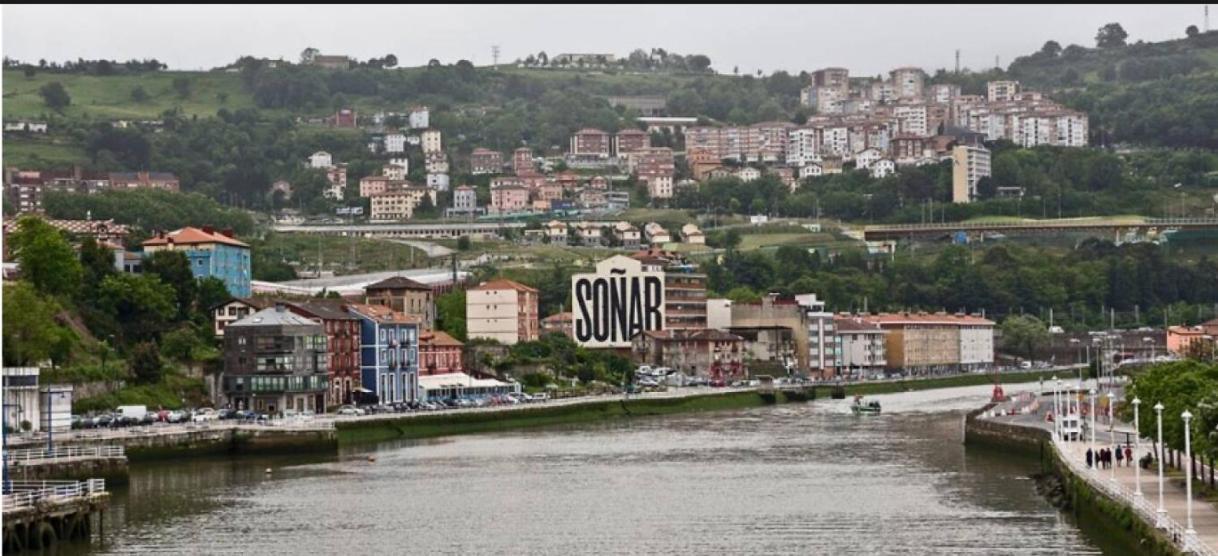 A 5 Minutos Andando Del Casco Viejo, Ayuntamiento, Plaza Circular Y Gran Via De Bilbao Y Proximo A Las 2 Lineas De Metro Luaran gambar
